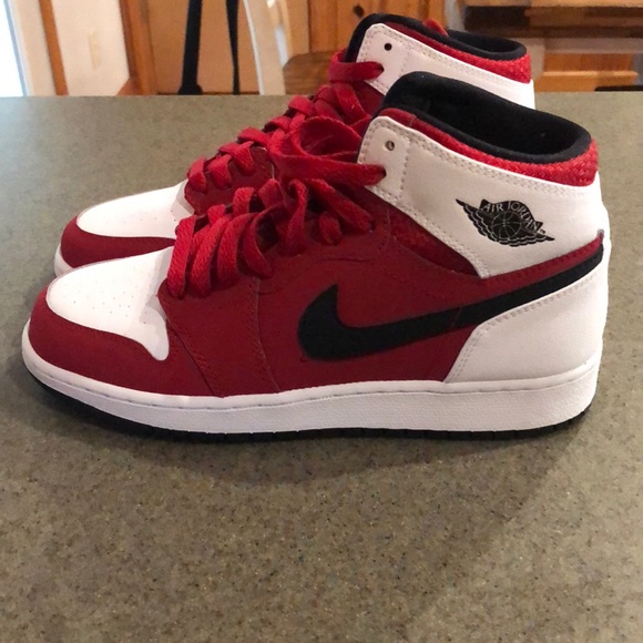 air jordan high tops red and black